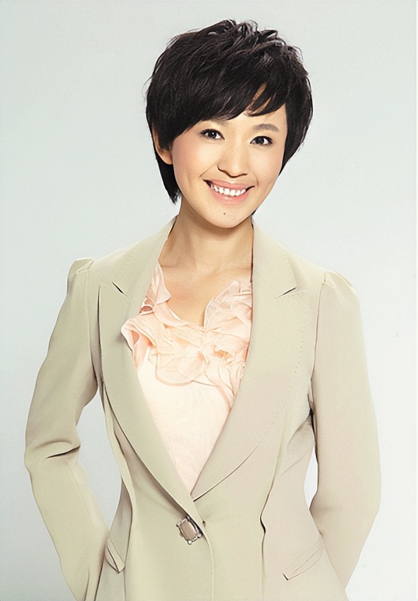 欧阳夏丹：从桂林走出的央视著名主持人，为何46岁仍未婚