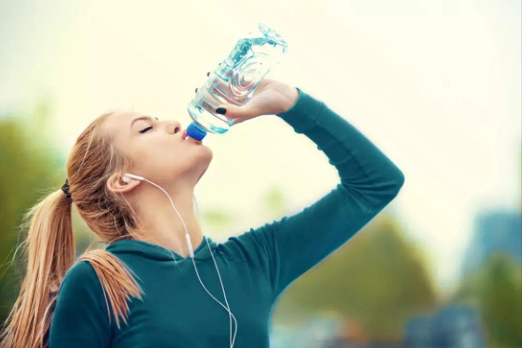 阴部干涩有什么坏处,女外阴干涩怎么回事