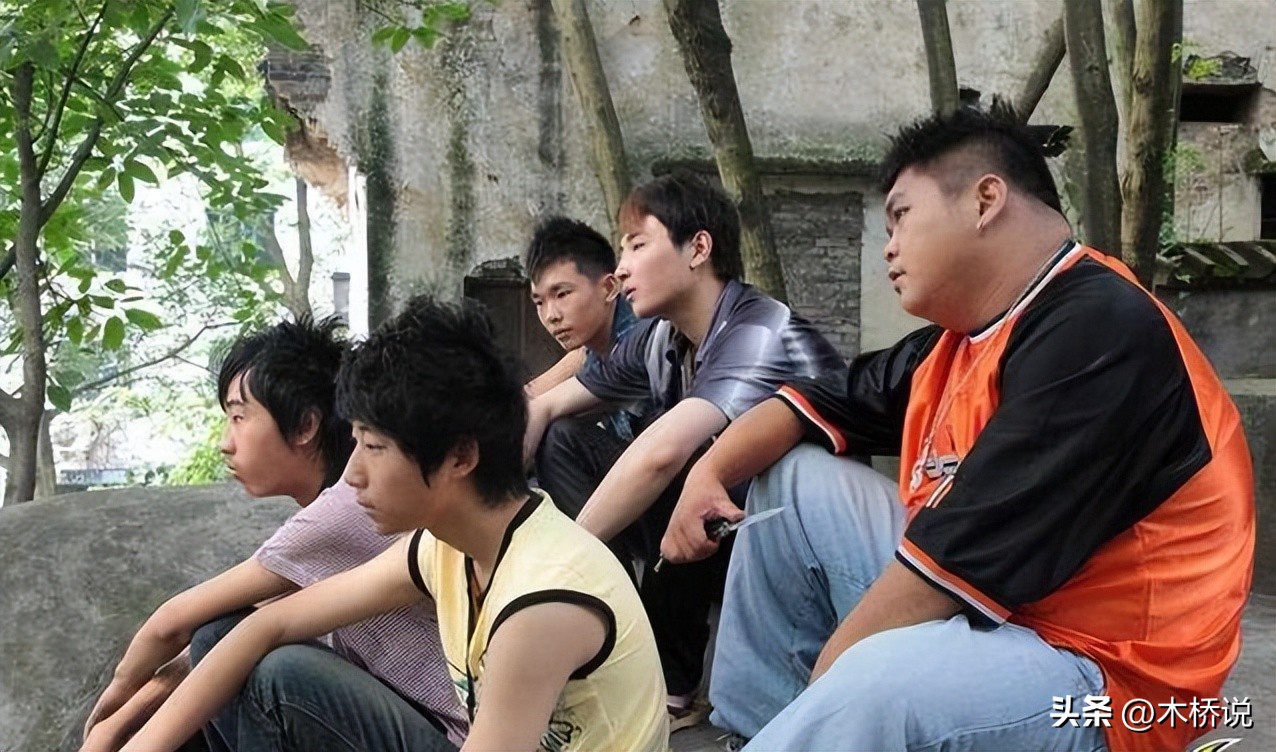 男人得知彩票漏洞是什么电影,湖南男子卖彩票一年捞金80亿