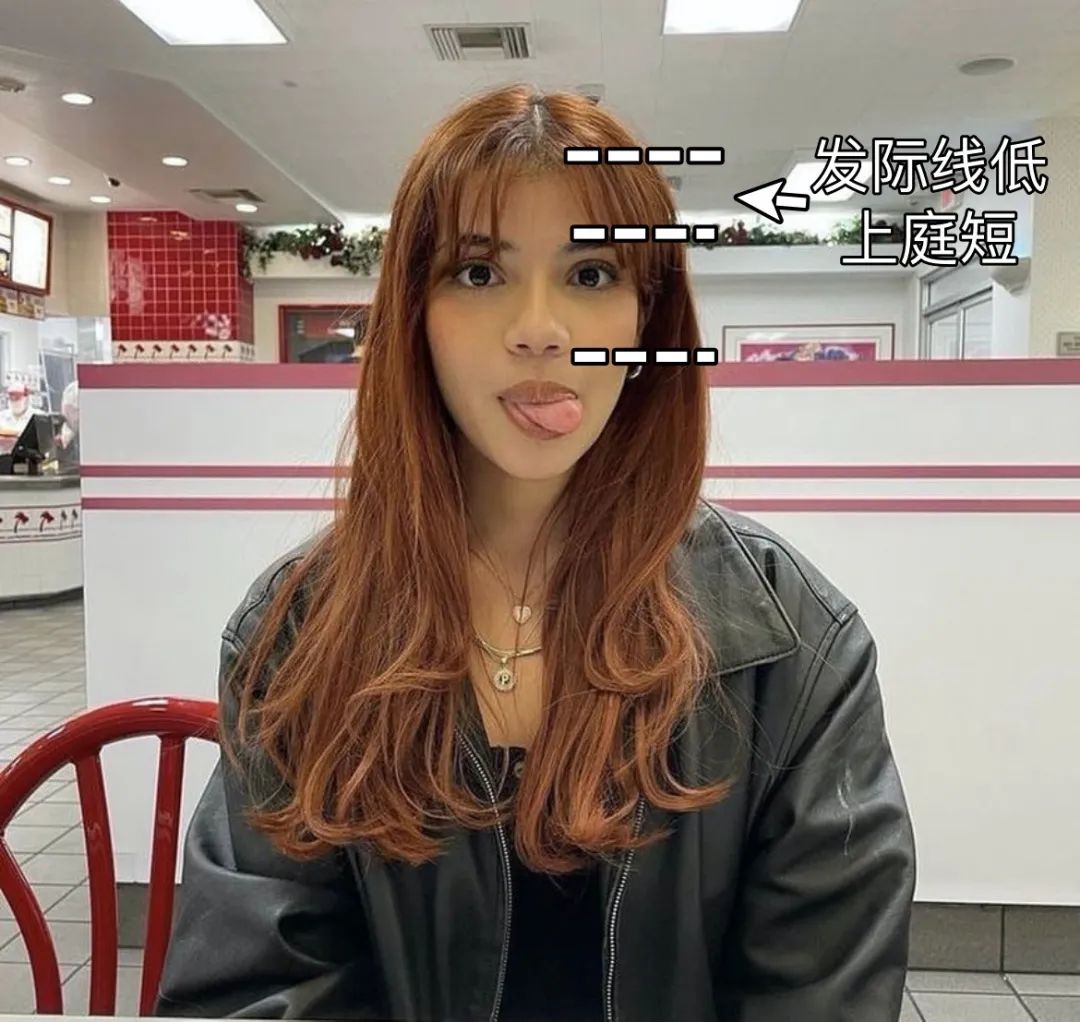 女生齐刘海和中分哪个更减龄,2021减龄最火发型齐刘海