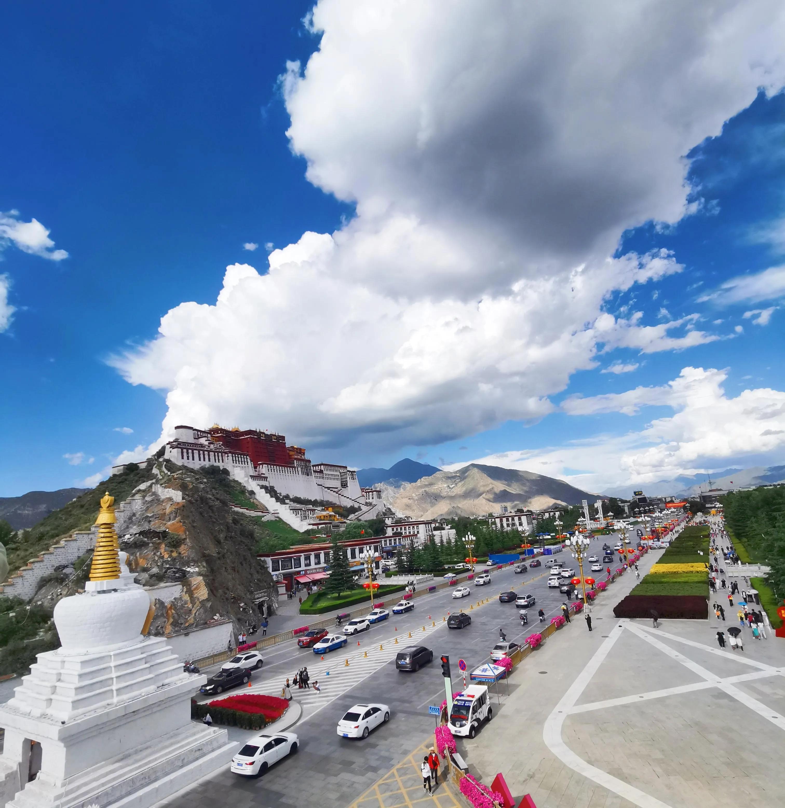 雪域圣城布达拉宫歌舞,美丽的雪域高原神奇的布达拉宫