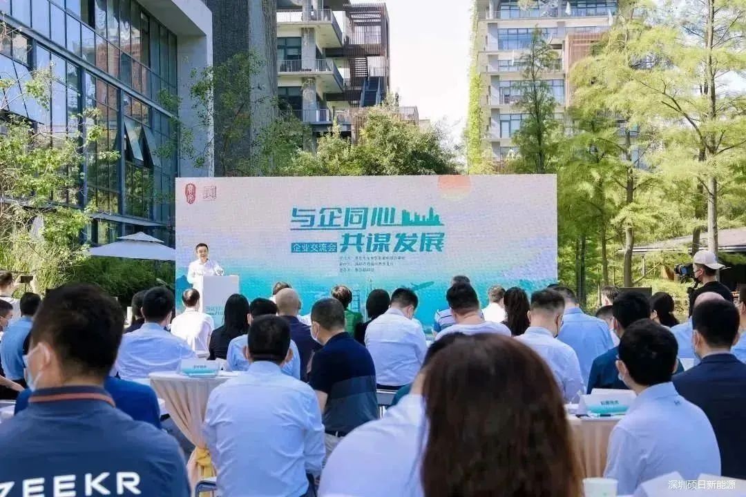 喜报恭喜公司拿到荣誉证书,企业荣誉喜报