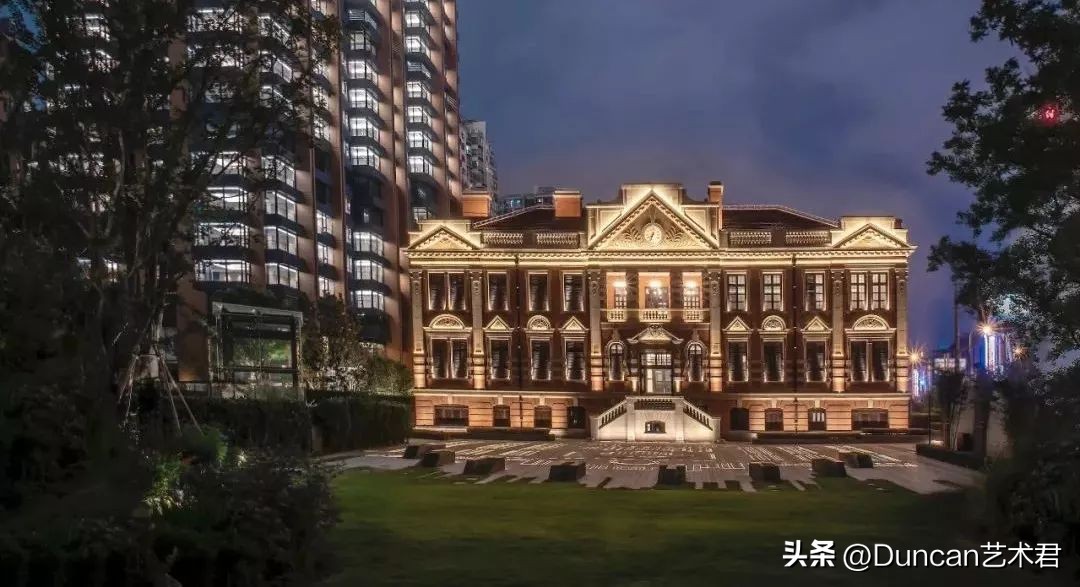 奢侈品跨界玩起酒店，还有你们设计师什么事！