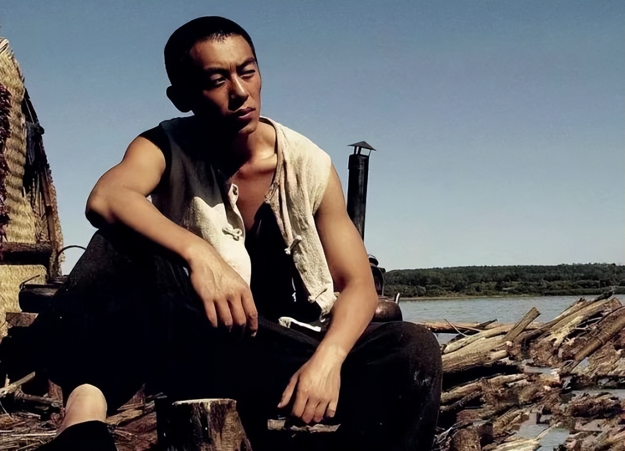 朱亚文和老婆沈佳妮的爱情,朱亚文深情表白沈佳妮