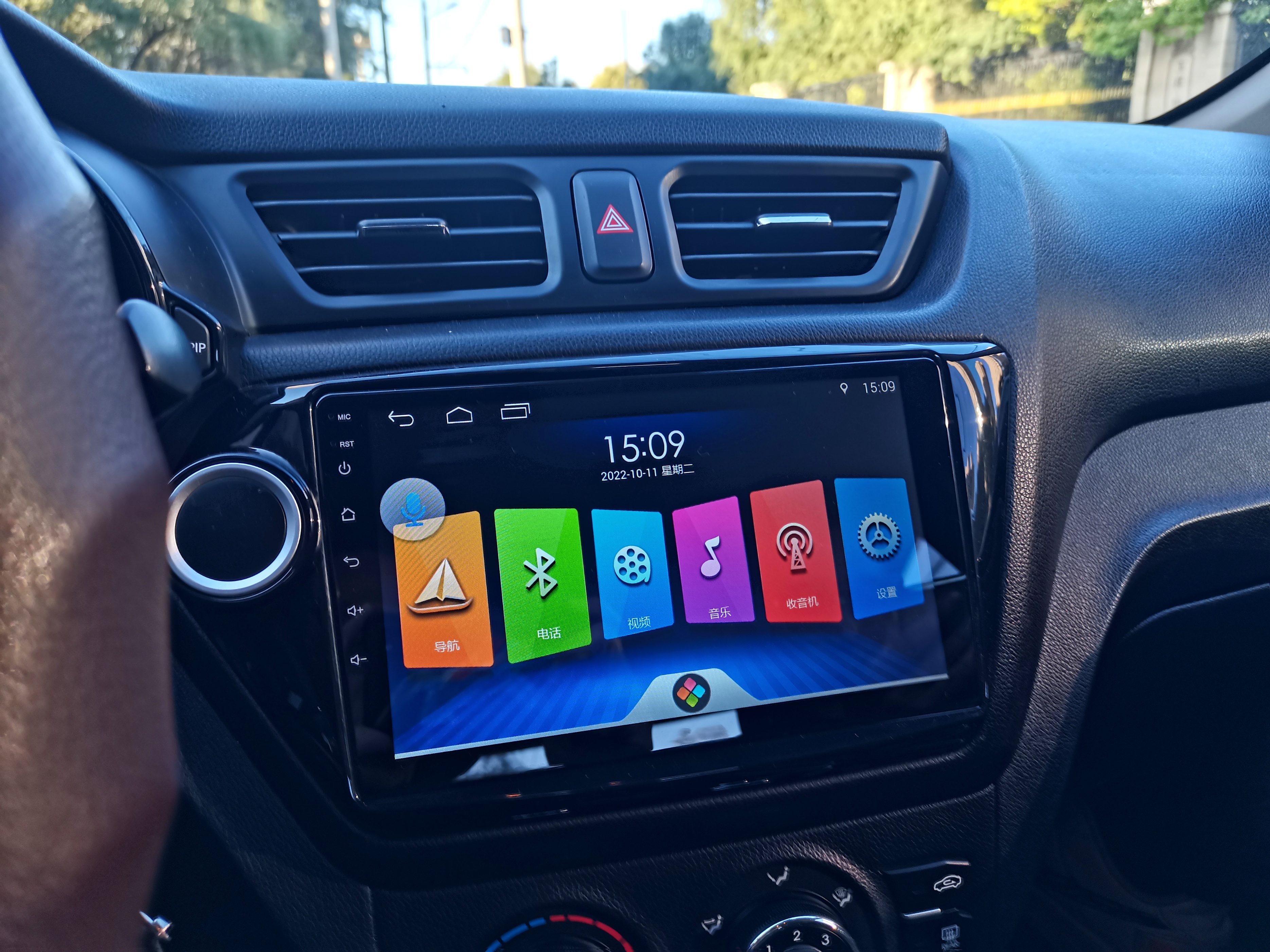 12年起亚k2二手值得购买吗,2013年起亚k2二手多少钱