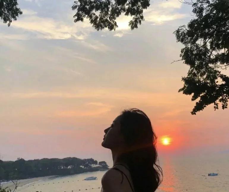 成年后才明白三观很重要,如何树立正确的女性三观