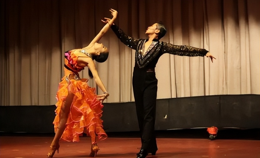 拉丁舞的概述及好处,关于拉丁舞的论文