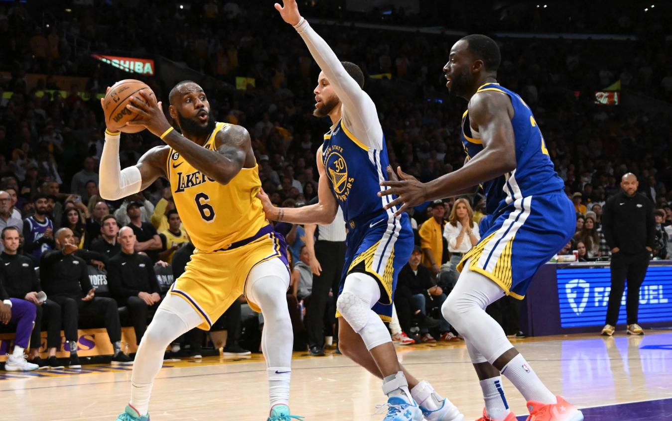 从总决赛1-3落后到抢七大战,从全败垫底到全胜登顶