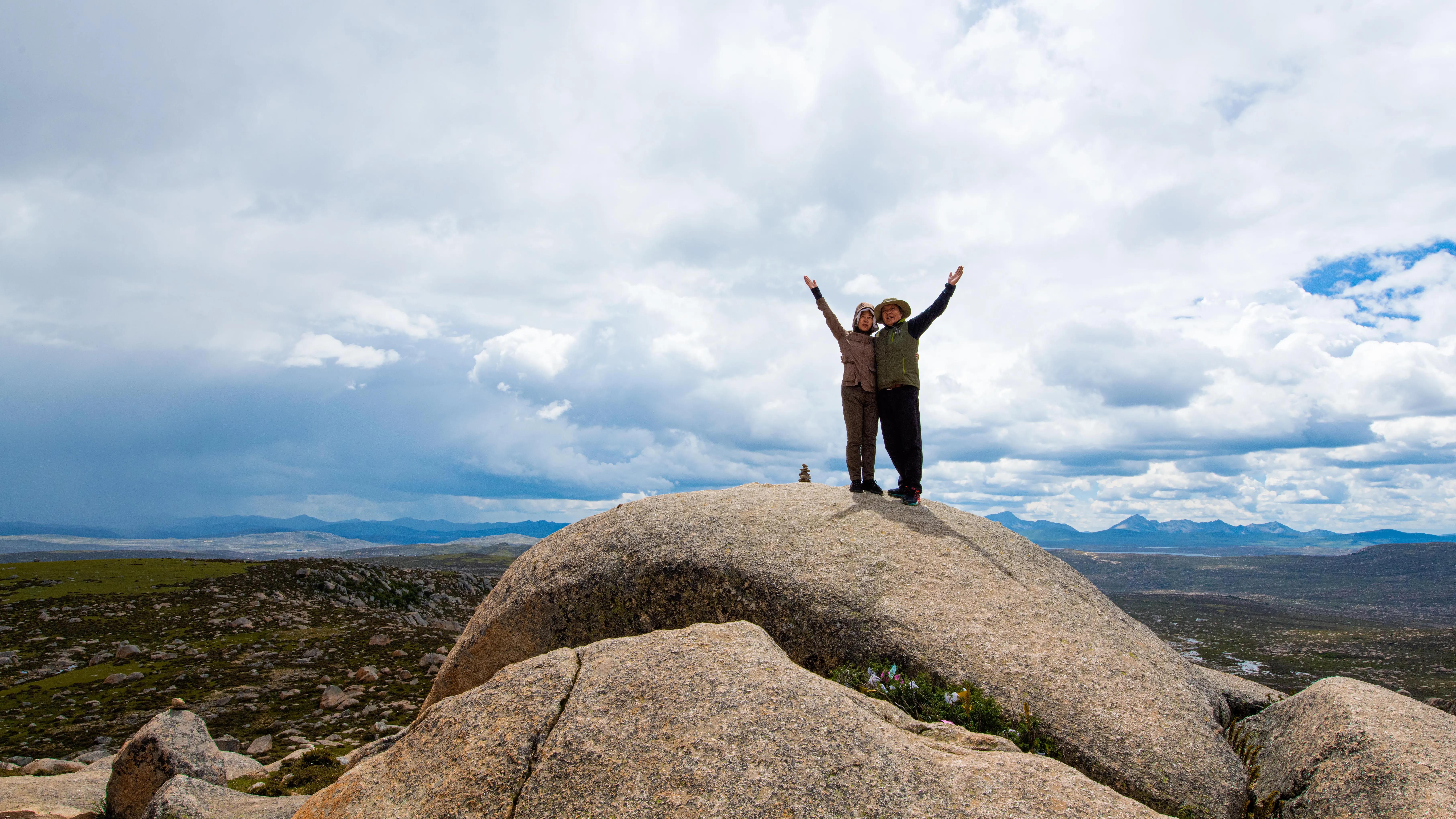 甘孜州最美风景在路上,金秋的甘孜州