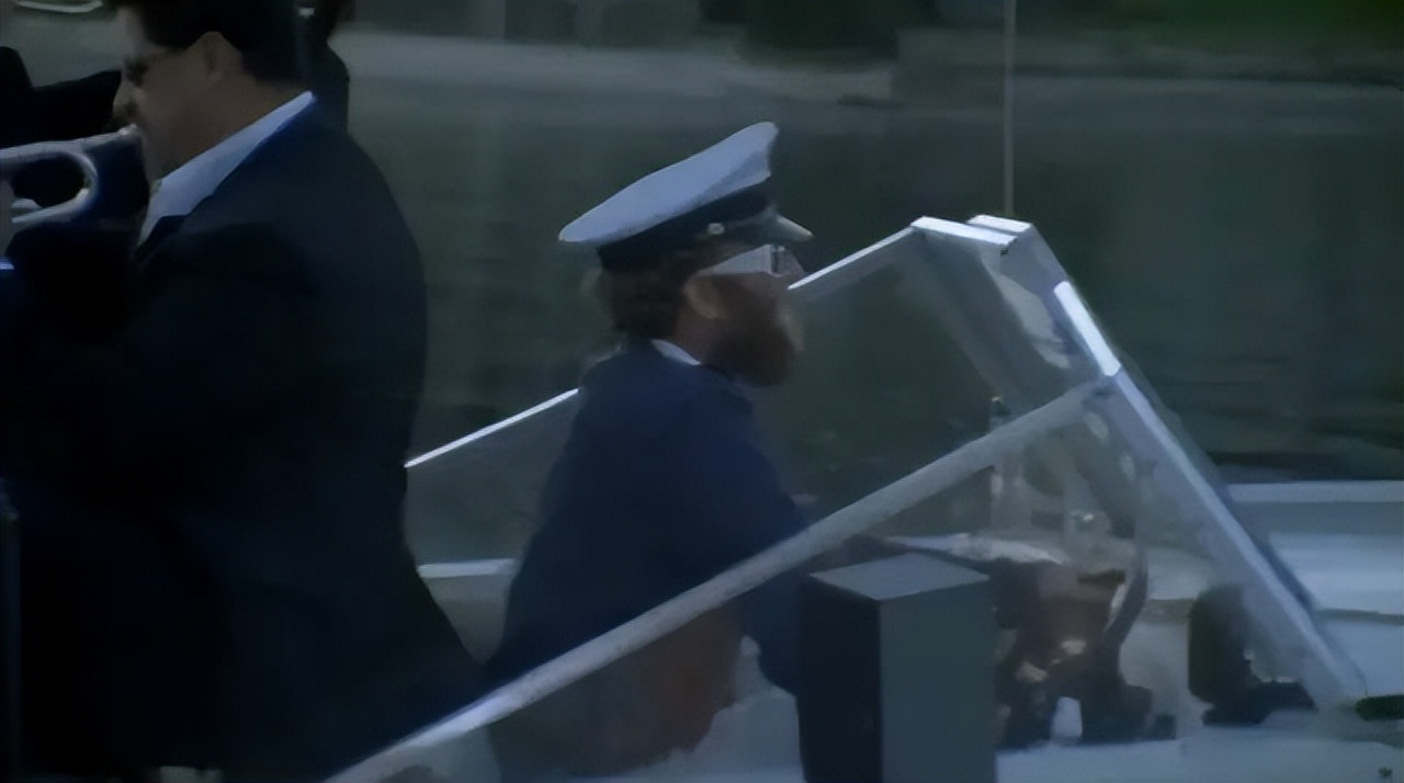 萨弗迪兄弟导演的巅峰作品，看过的人太少