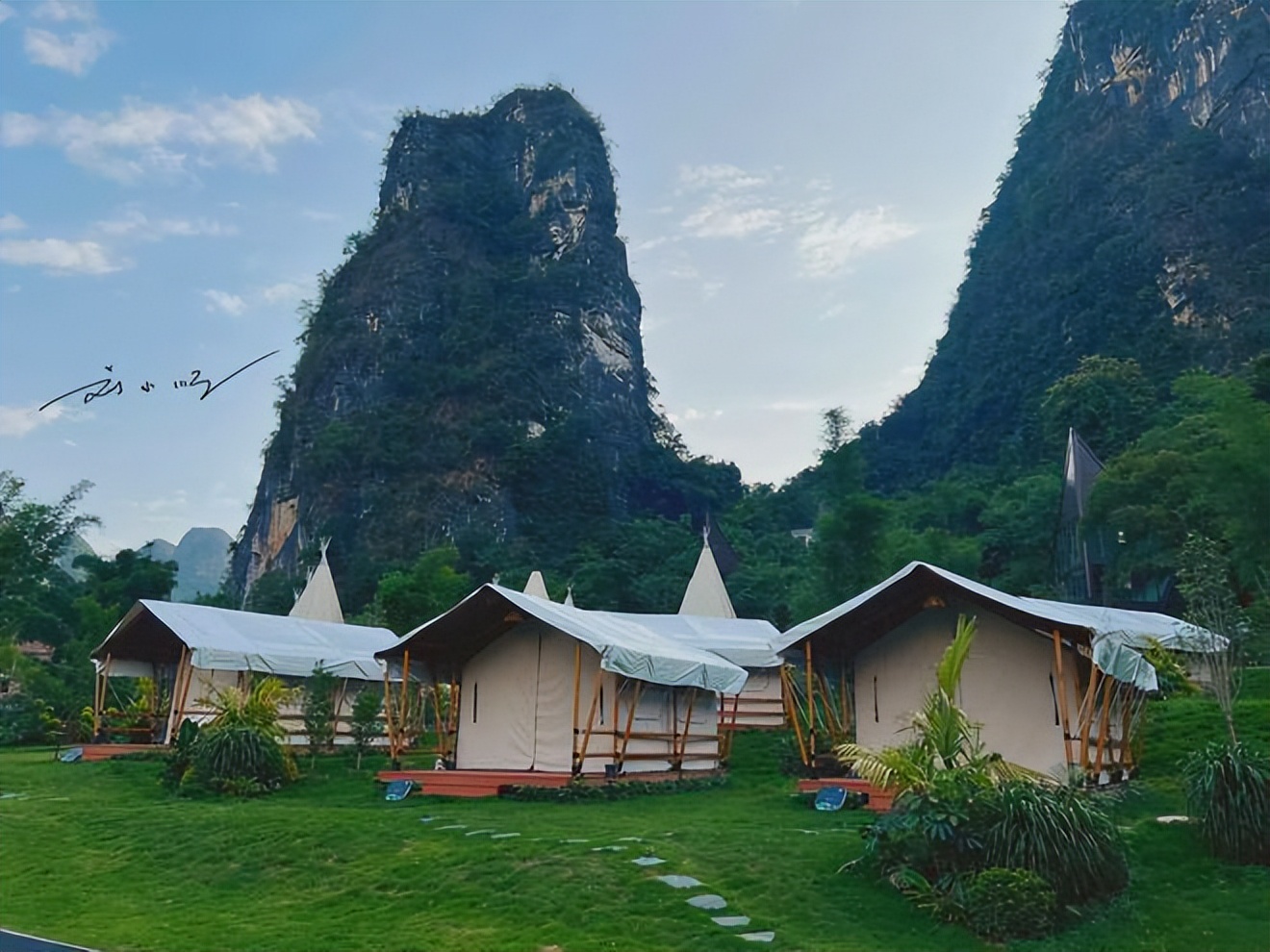 广西桂林的“网红帐篷酒店”，住在星空下，一晚上千元还供不应求
