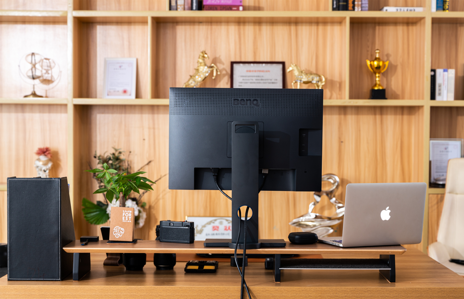 摄影师用什么液晶显示器好,如何选择摄影专业显示器