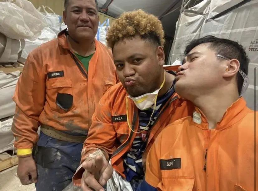 孙哥在新西兰:15岁退学,17岁生子,28岁出国,一小时挣200元