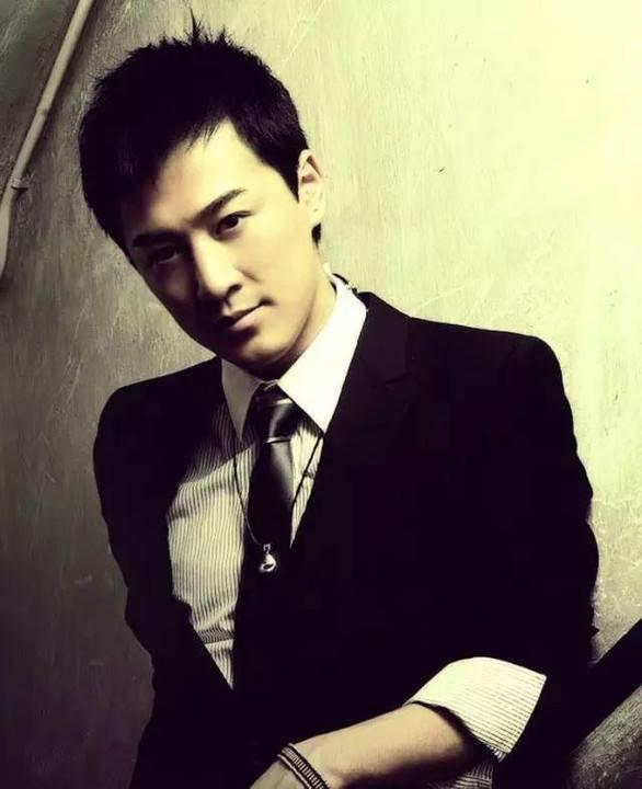 娱乐圈的最富有的富二代,娱乐圈最悲催的10大富二代