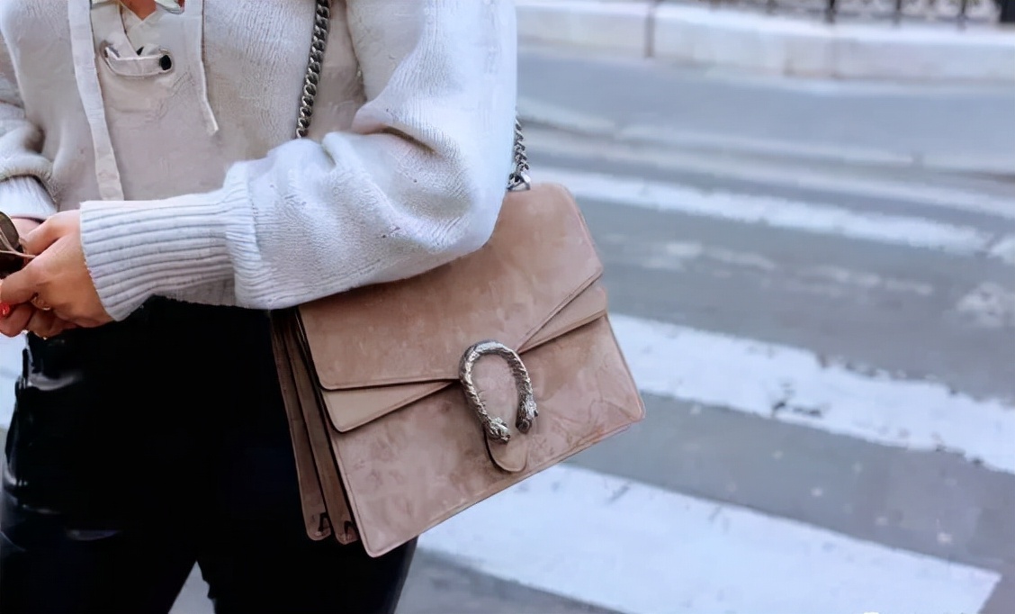 包包保养包括有什么,包包的护理和保养