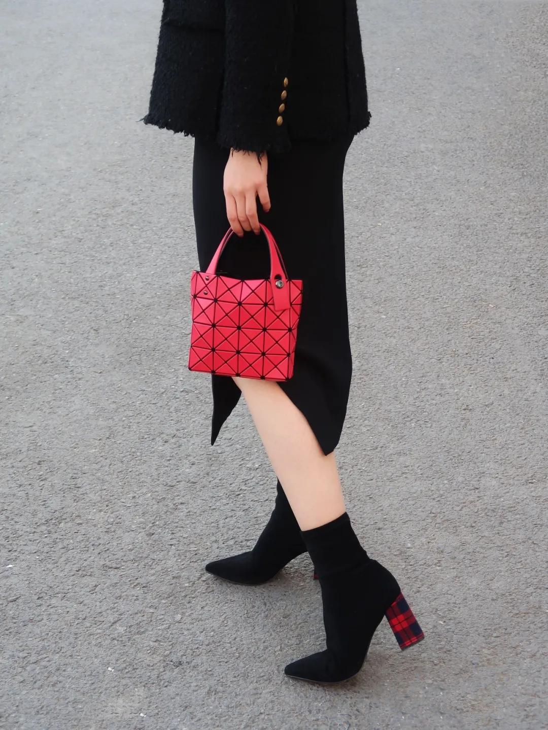 倪妮和张小斐脸型,倪妮和张小斐谁更好看