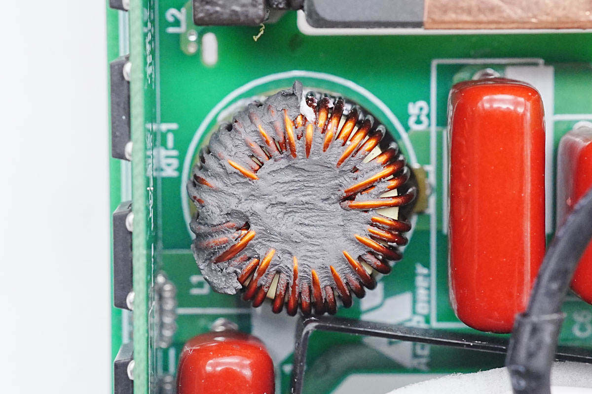 雷蛇笔记本氮化镓适配器,雷蛇330w氮化镓适配器