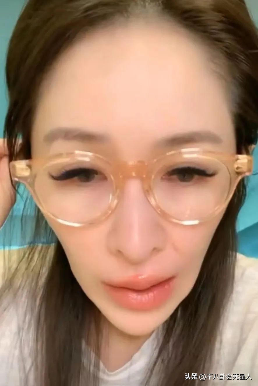 萧亚轩现在是什么脸型,40岁萧亚轩素颜出镜被嘲老气