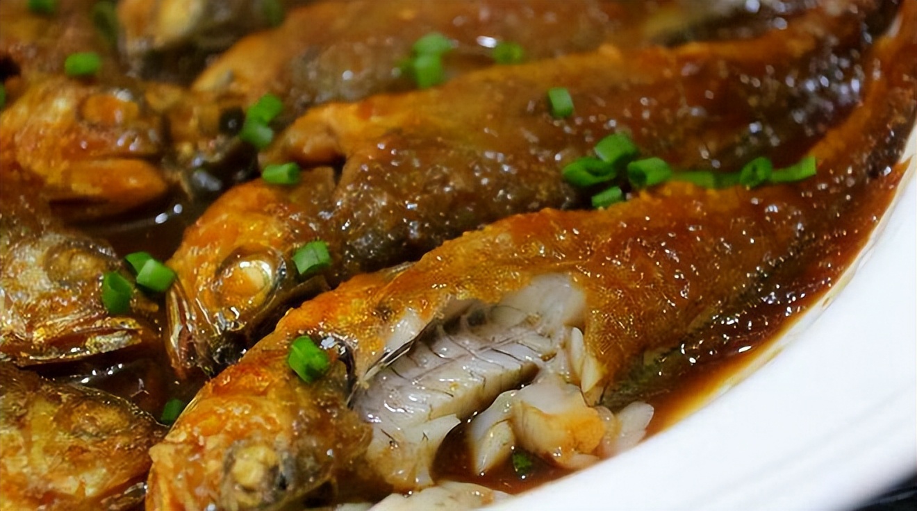 买黄鱼是买杀过的还是没杀的,深水黄鱼和野生大黄鱼区别