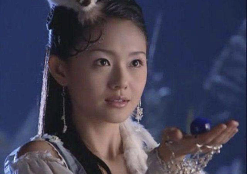 鸡毛穿一身、通天大脑门…国产神话剧的惊人造型,他们全都承包了