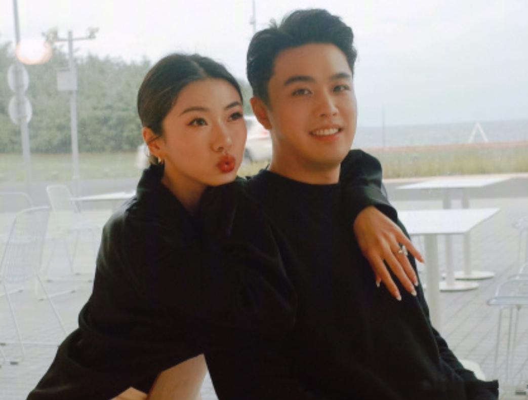 郑恺到底爱程晓玥还是苗苗,郑恺对程晓玥苗苗态度对比