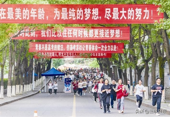 宜昌葛洲坝中学规划,宜昌市葛洲坝中学宣传