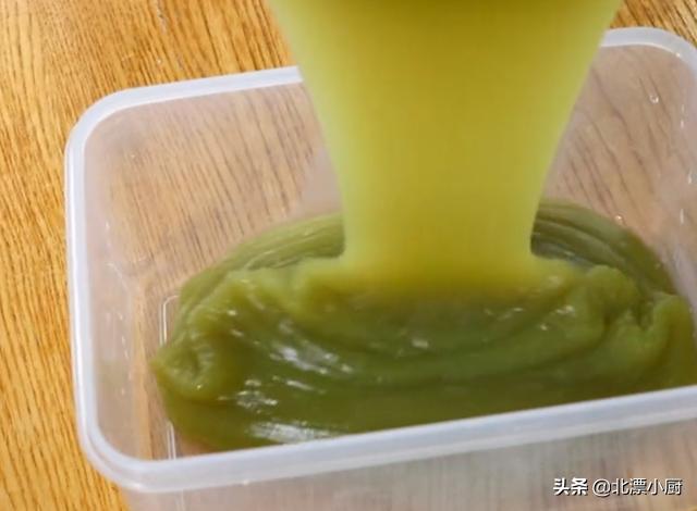 天热吃凉粉不用买，用一斤绿豆教你做，步骤详细简单，零失败