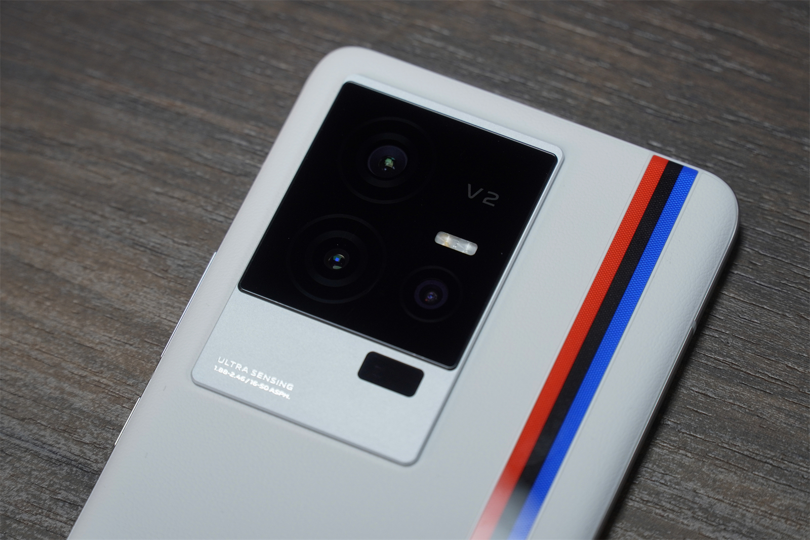 硬核实测，荣耀80GT对阵iQOO11，差价上千能带来多少体验差异？