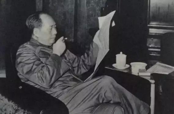 中华烟5毛6,雪茄烟12元,毛主席晚年吸的雪茄烟有何特殊?