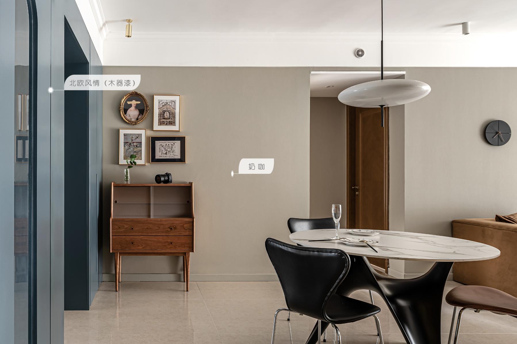 现代和复古的碰撞，喜欢我家的颜色