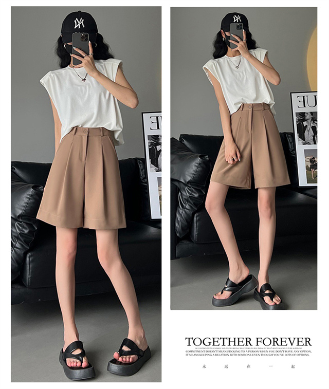 卡其色裤子搭配什么上衣比较高级,卡其色裤子搭配什么上衣长款