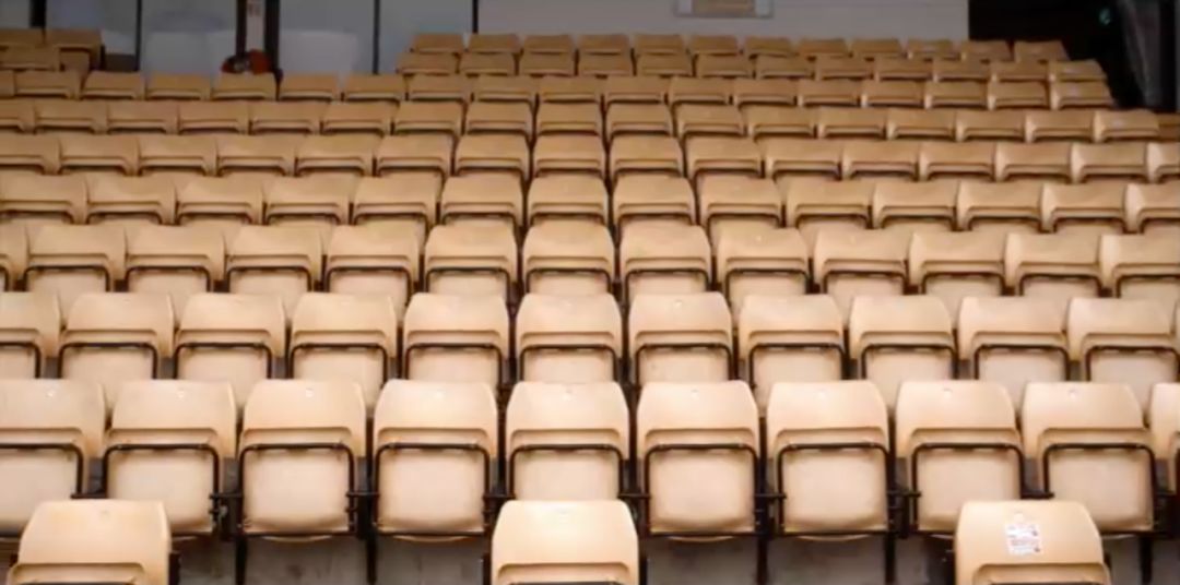 英国职业足坛一家百年俱乐部的戏谑故事，被一条狗拯救的托奎联