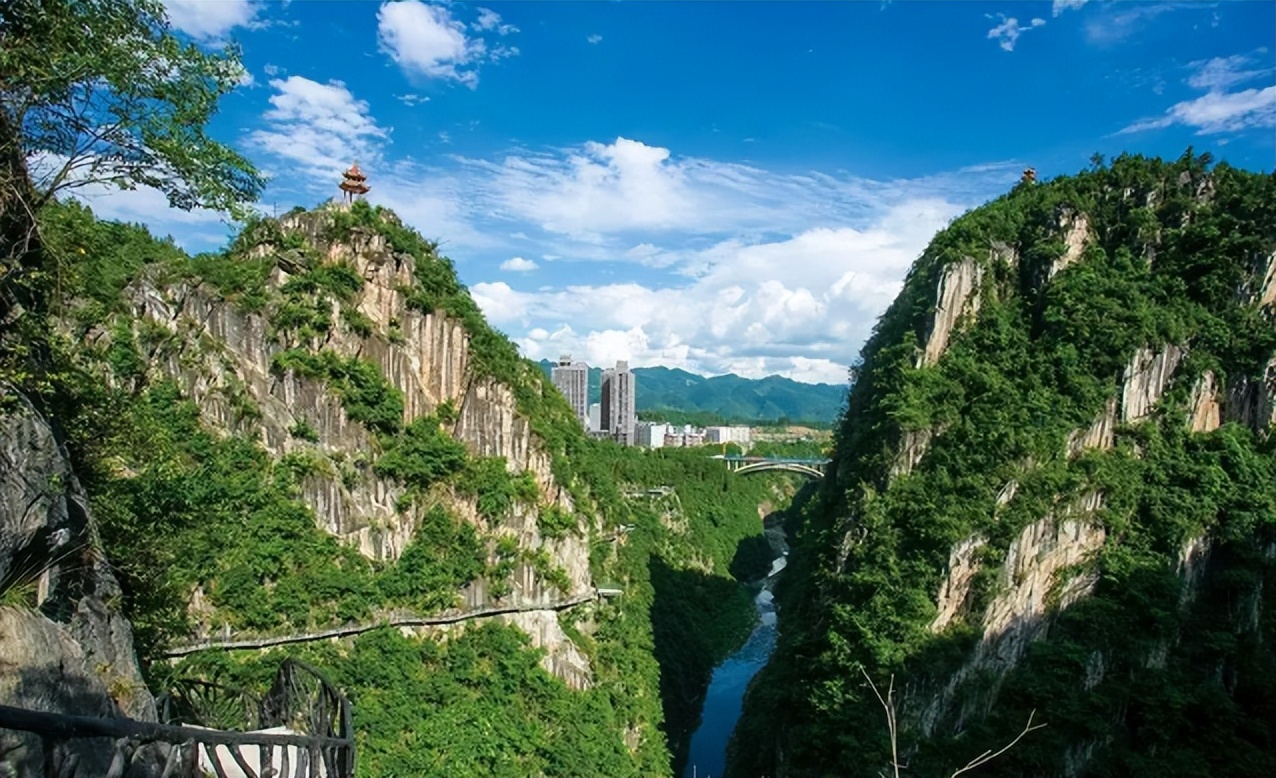 自贡入选长江主题国家级旅游线路,长江主题国家级旅游线路安徽