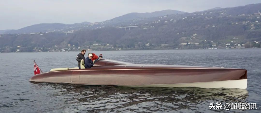 经典融合现代技术!SpiritYachts首艘木制电动水翼艇下水