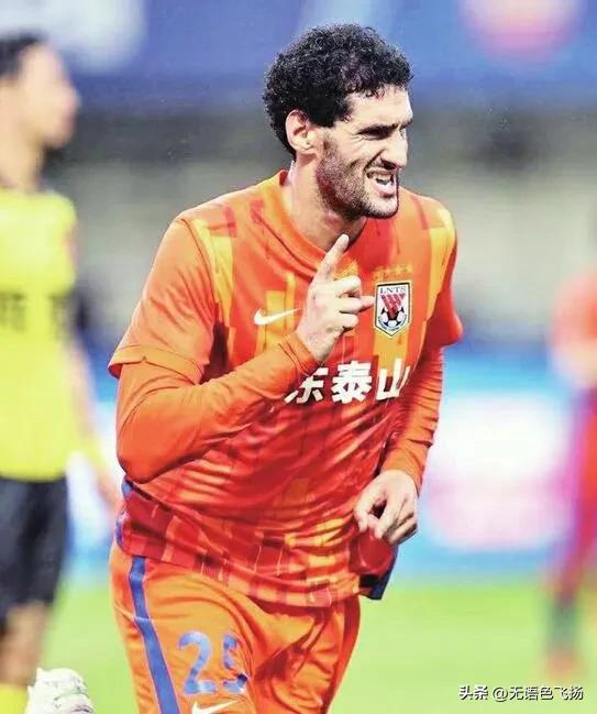 齐鲁大战火爆场面,齐鲁德比火爆场面