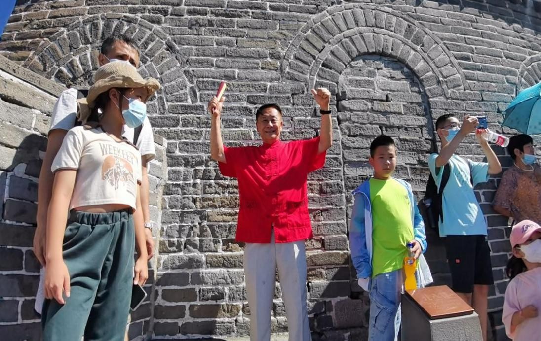 登八达岭长城游记,赞美登八达岭心情