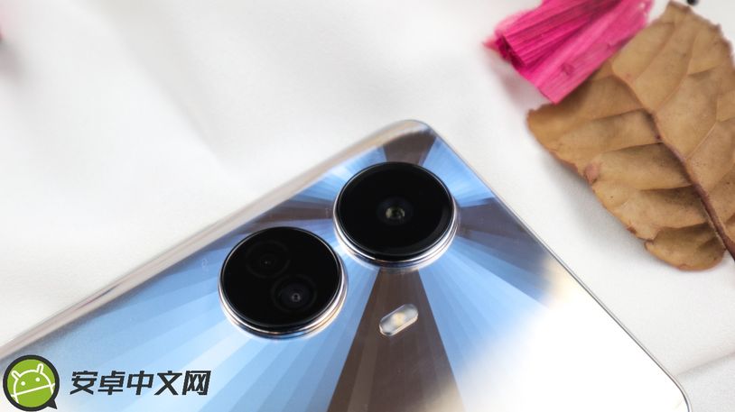 真我10pro手机曲面屏,真我10pro曲面屏评测