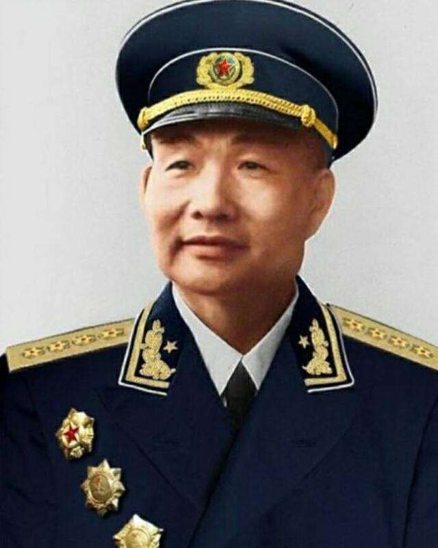 1955年评出的十位开国大将，为何后来级别不同？职务最突出的是谁
