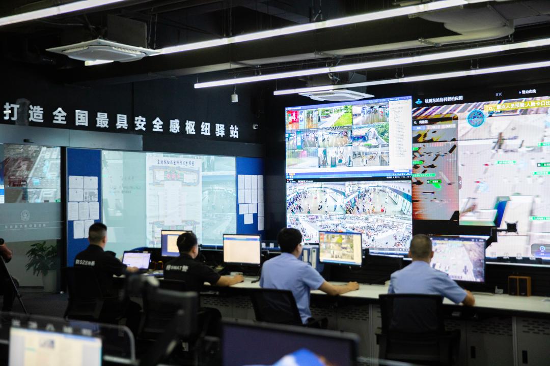 回家的路我们为您护航,你们回家的路我来守护