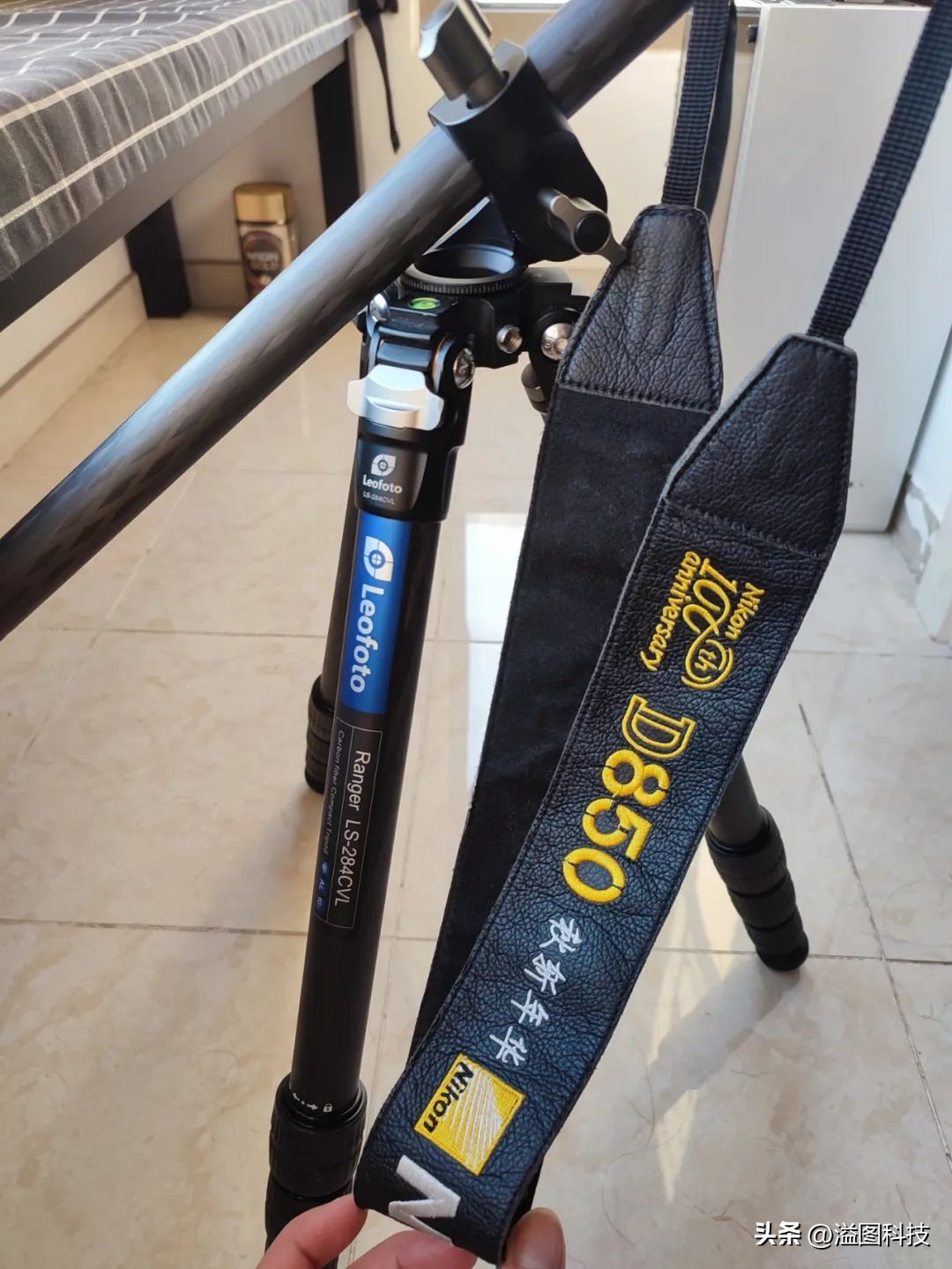 网友年度产品推荐|能中轴横置的徕图LS-284CVL碳纤维三脚架