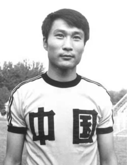 星光熠熠战绩,有史以来足球最佳11人阵容