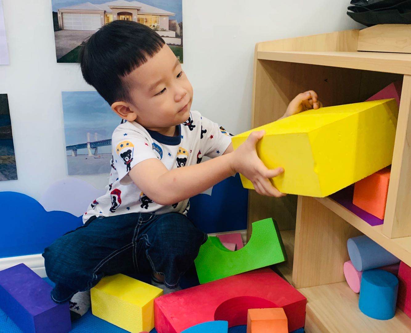 如何让宝宝学会收拾玩具,如何引导三岁孩子收拾玩具