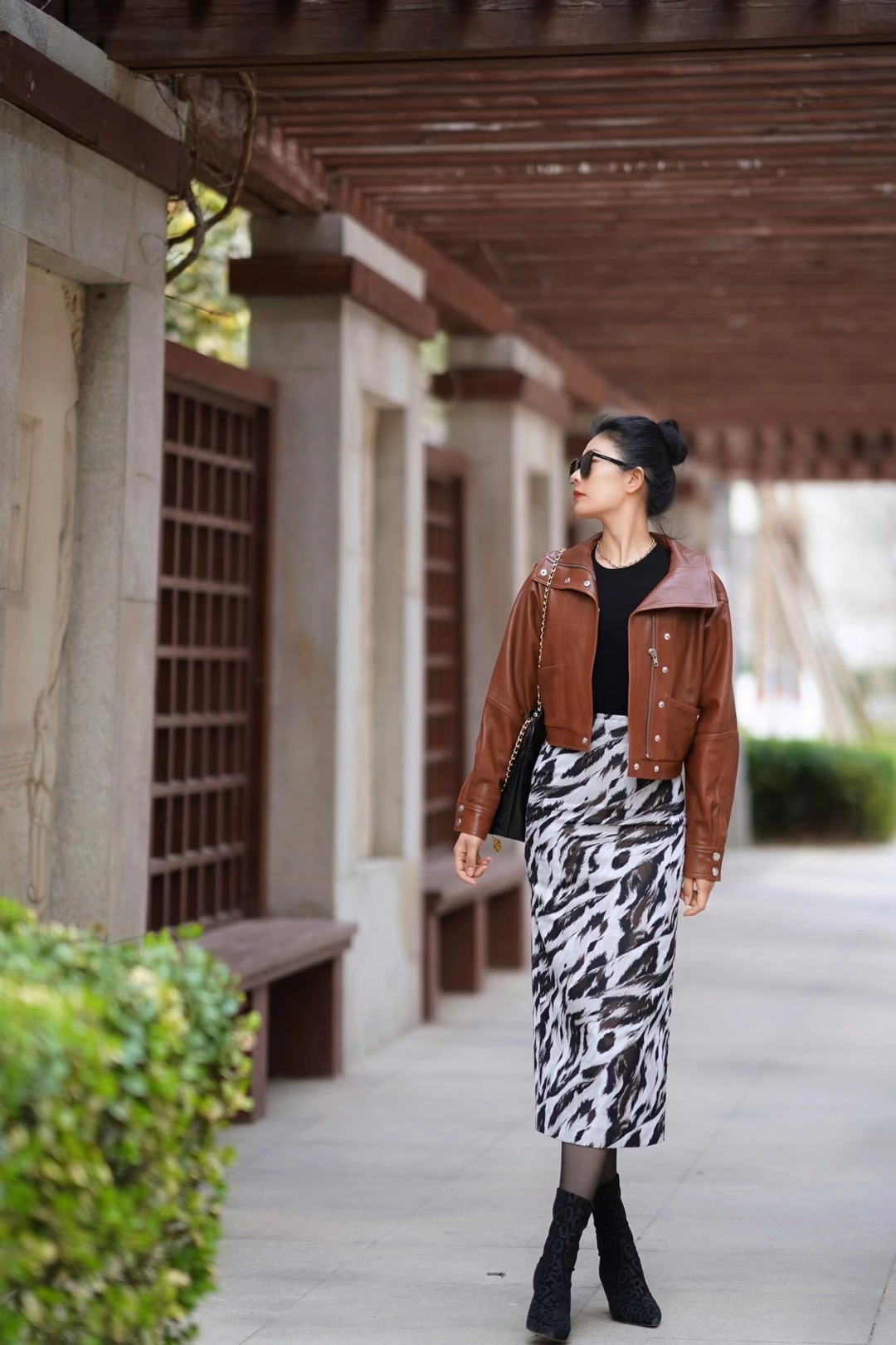 充满春天气息的穿搭,穿搭色彩的变化也在慢慢唤醒春天