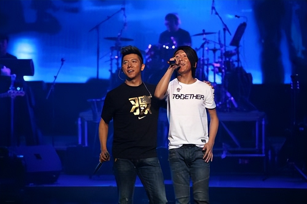 天赐的声音胡海泉,天赐胡海泉唱歌