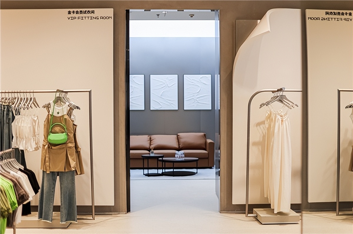 刘雨昕ur全球品牌代言人,ur刘雨昕联名