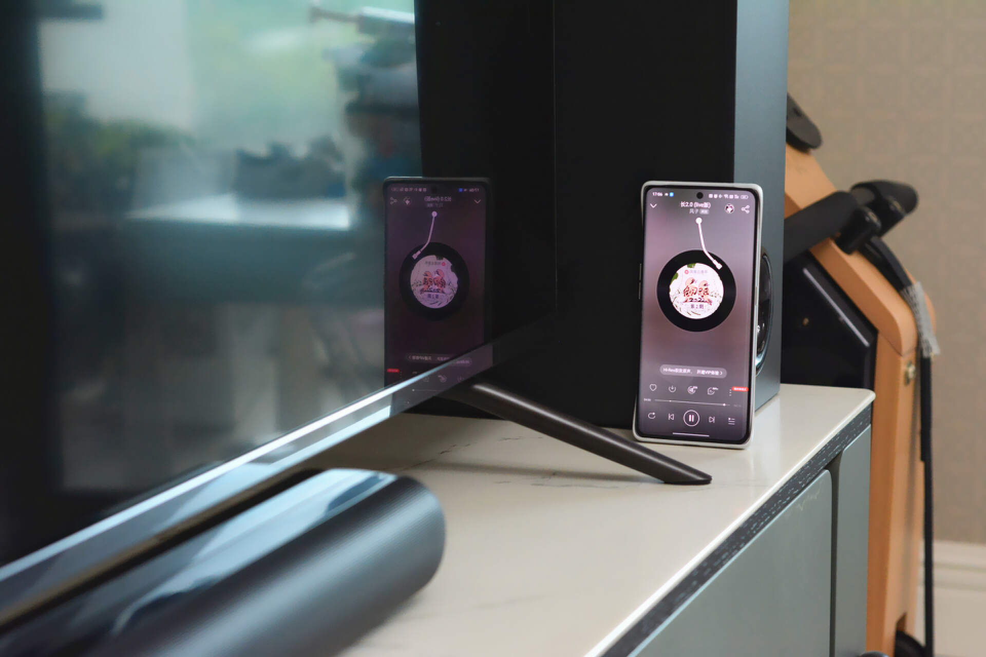 是影院也是KTV，客厅电视不再是摆设，JBLKTV350入手简评