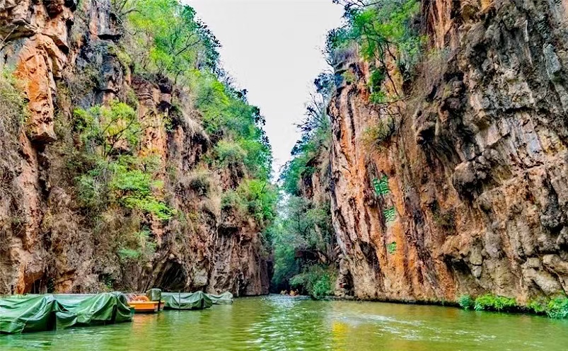 昆明旅游必去十大景点有哪些,昆明市区必玩旅游景点排名前十
