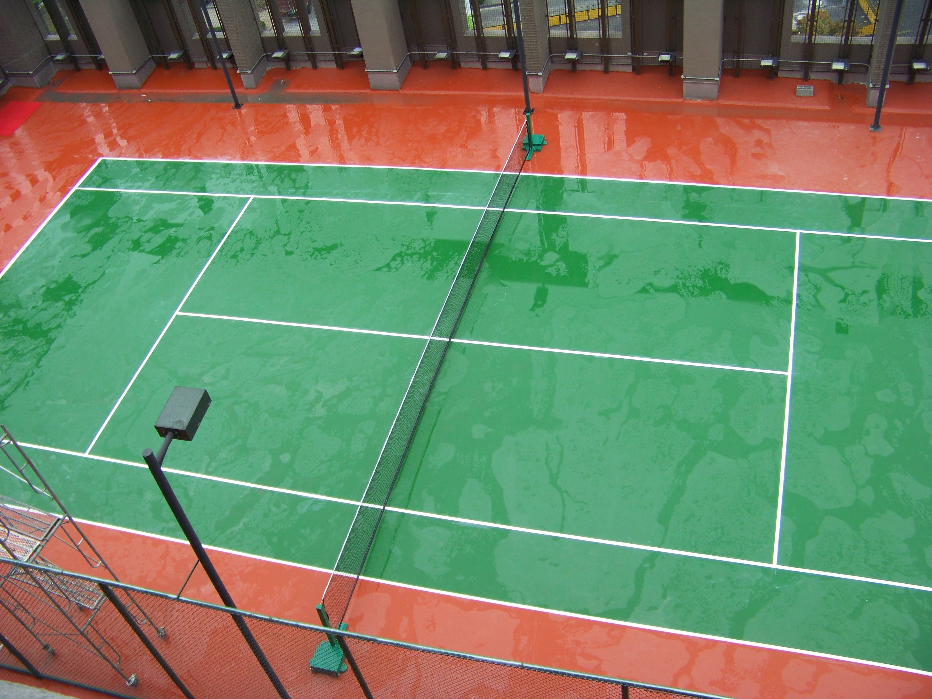 硅pu球场施工需要的材料有哪些,广东硅pu篮球场施工