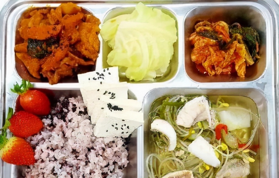 韩国日本中国吃饭的区别,日本学生餐怎么样