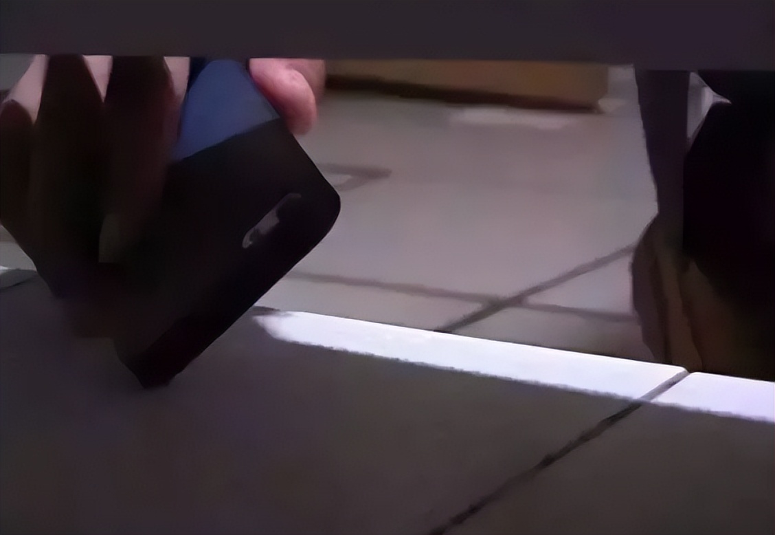 武汉高校女生偷拍被抓当天坠亡,武汉中专学生偷拍被抓后跳楼